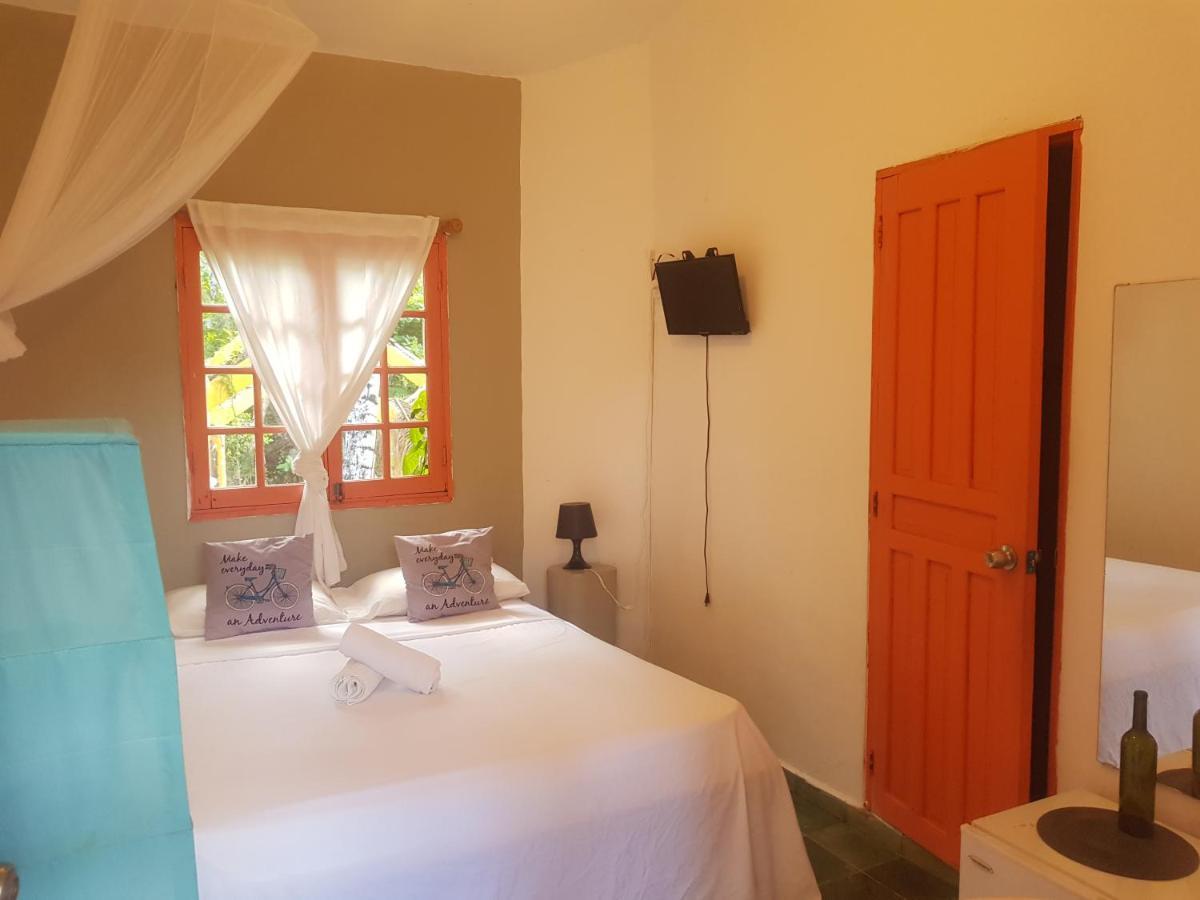 Casa Delfin Guest House Las Terrenas Exterior photo
