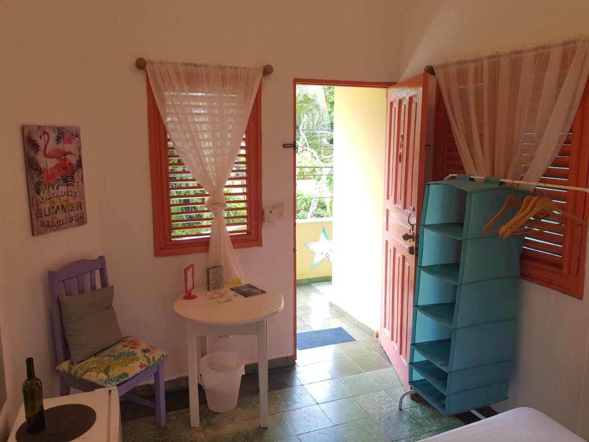 Casa Delfin Guest House Las Terrenas Exterior photo